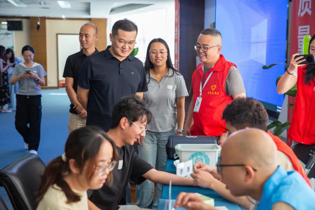 四川海蓉藥業(yè)成功舉辦“關(guān)愛身心，健康同行”大健康共建活動